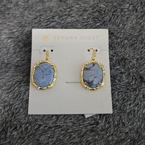 NWT Kendra Scott earrings